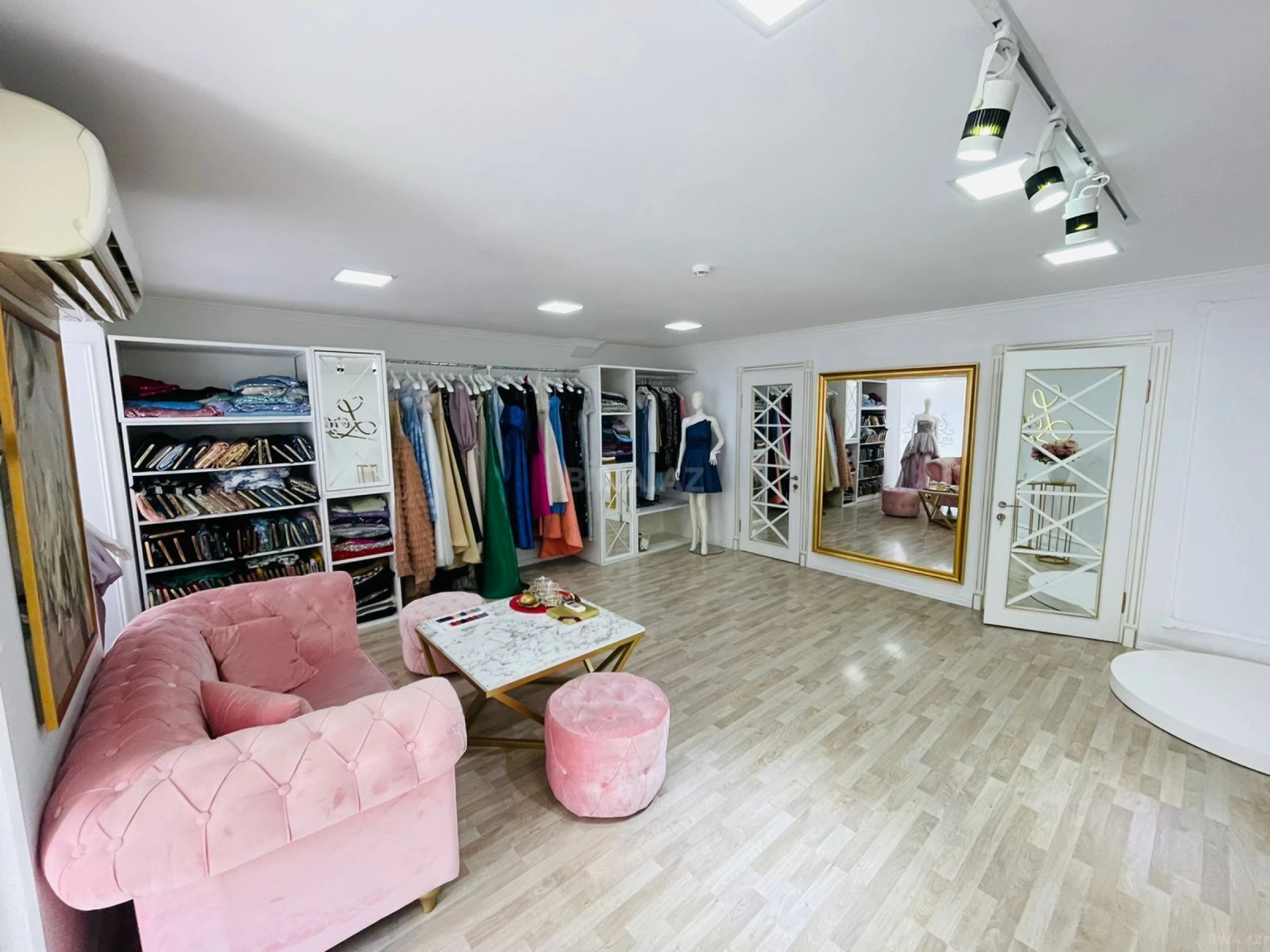 Kirayə verilir obyekt 120 m²