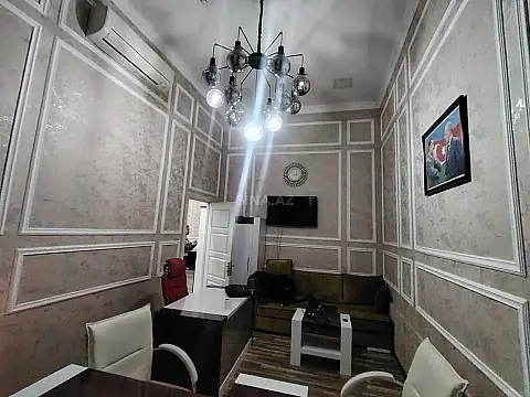 Kirayə verilir 4 otaqlı ofis 130 m²