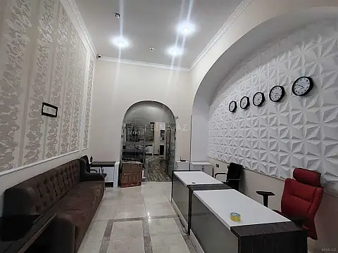 Kirayə verilir 4 otaqlı ofis 130 m²