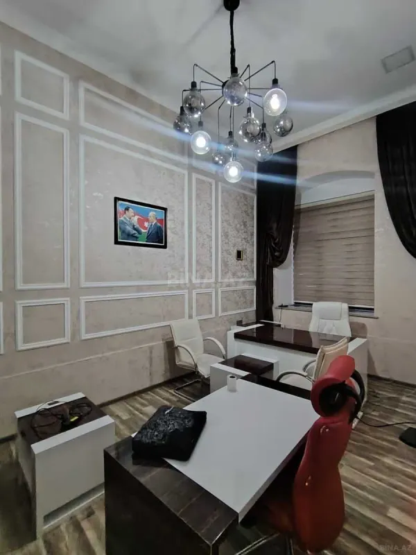 Kirayə verilir 4 otaqlı ofis 130 m²