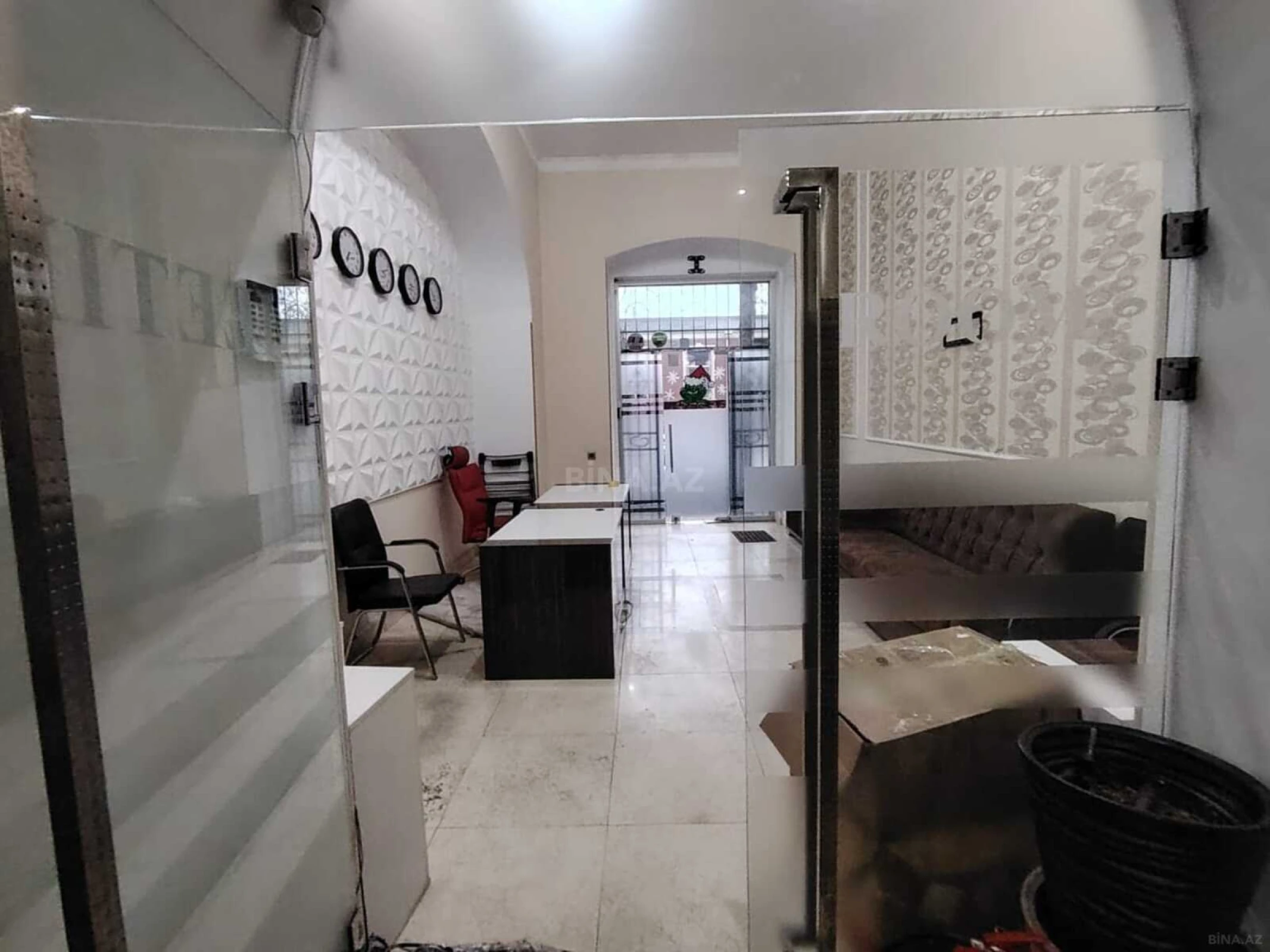 Kirayə verilir 4 otaqlı ofis 130 m²