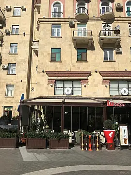 Kirayə verilir 2 otaqlı mənzil 95 m² — Bakı, Sahil qəs. 2 otaq 95.00 m²