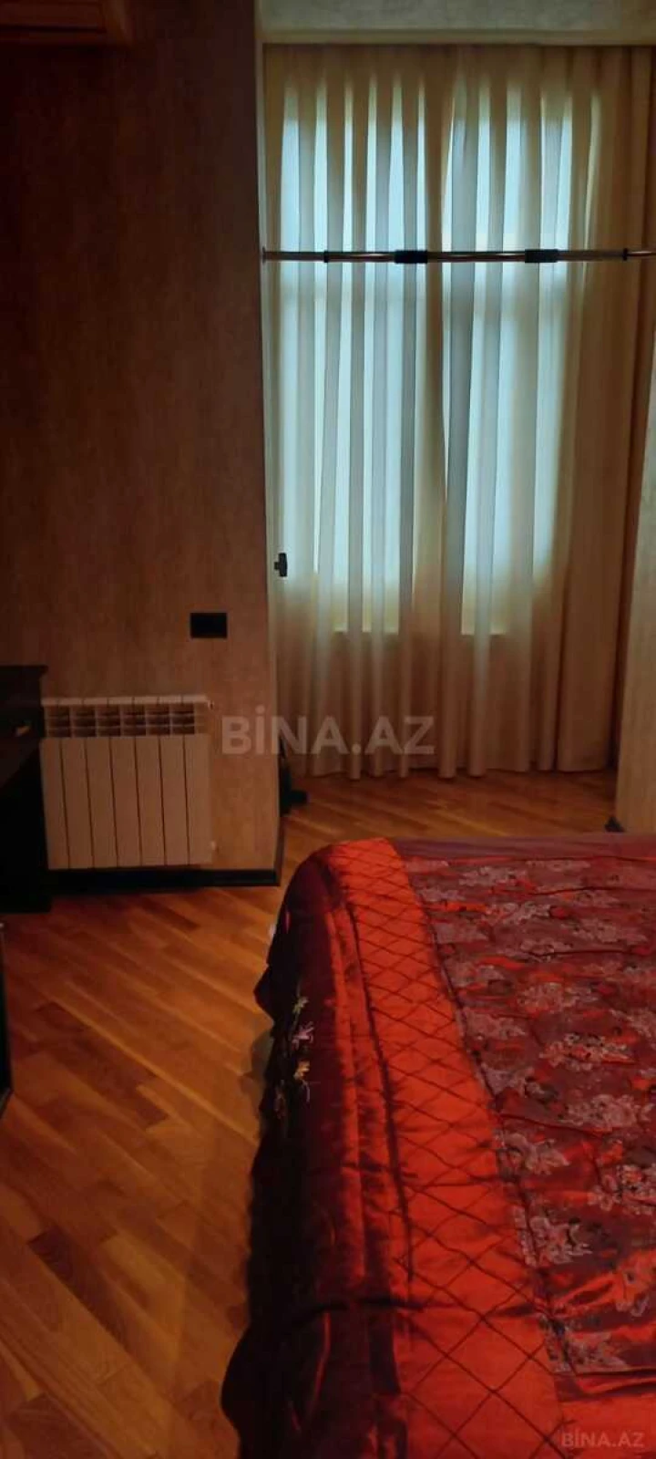 Kirayə verilir 2 otaqlı mənzil 95 m²