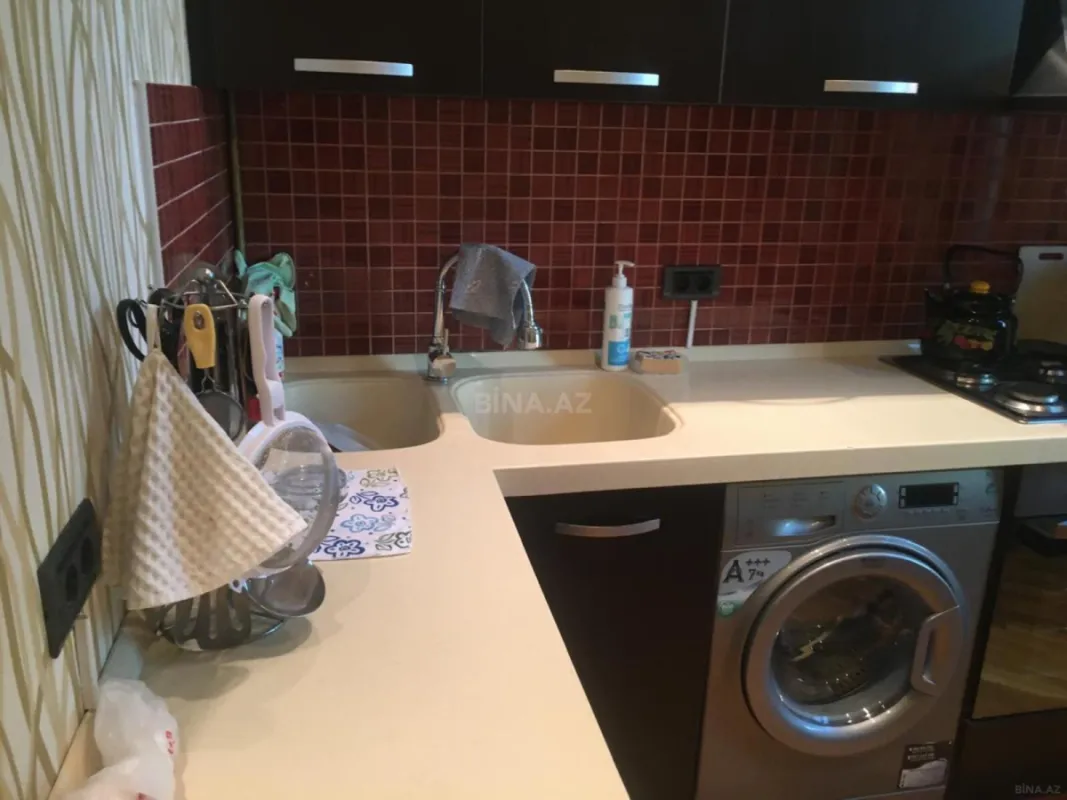 Kirayə verilir 2 otaqlı mənzil 95 m²