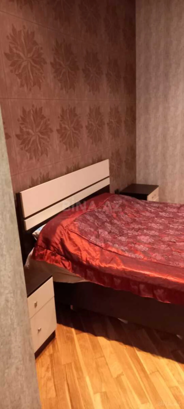 Kirayə verilir 2 otaqlı mənzil 95 m²