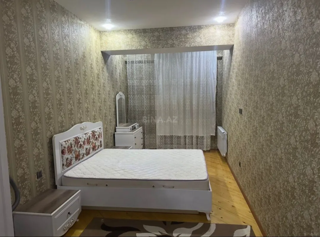 Kirayə verilir 2 otaqlı mənzil 70 m²