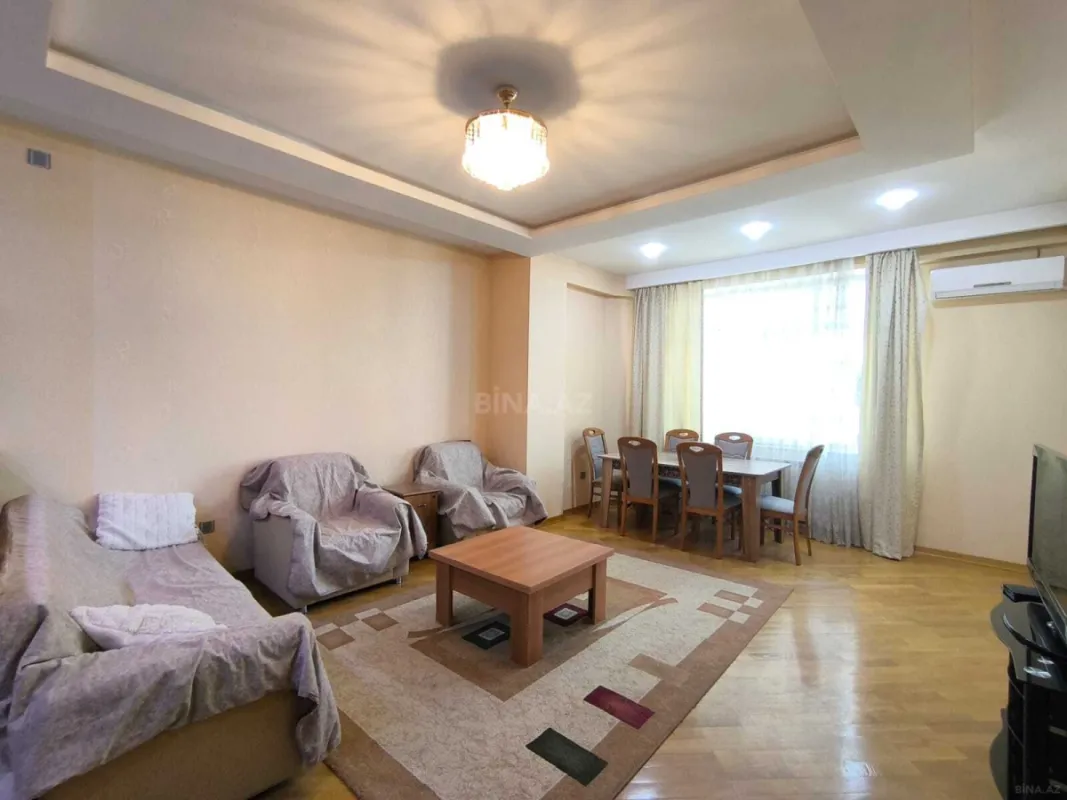 Kirayə verilir 2 otaqlı mənzil 70 m²