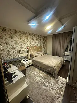 Satılır 2 otaqlı mənzil 70 m²