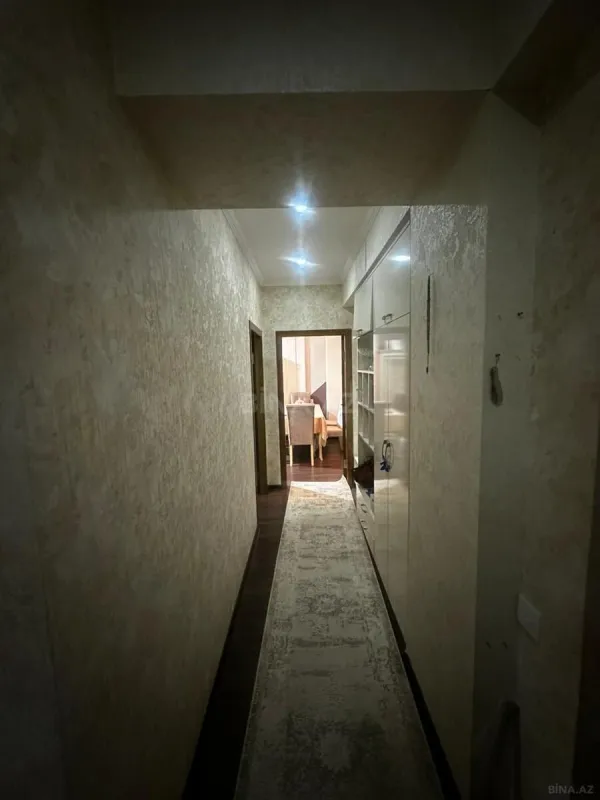 Satılır 2 otaqlı mənzil 70 m²