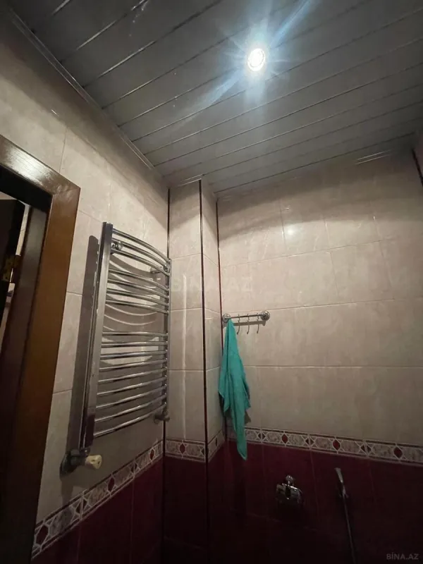 Kirayə verilir 4 otaqlı mənzil 168 m²