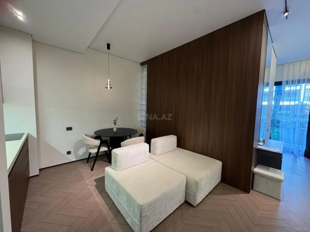 Satılır 1 otaqlı mənzil 56 m²