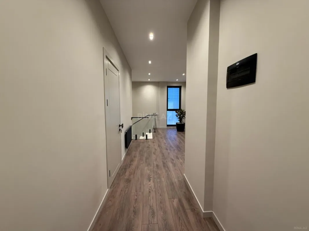 Satılır 6 otaqlı həyət evi 350 m²