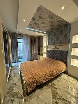 Kirayə verilir 3 otaqlı mənzil 148 m²