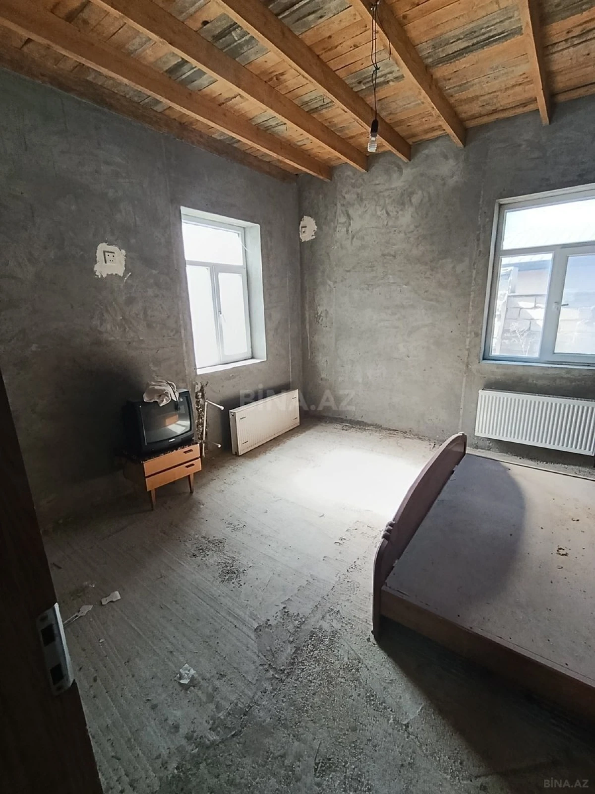 Satılır 4 otaqlı həyət evi 180 m²