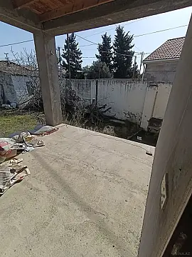 Satılır 4 otaqlı həyət evi 180 m²