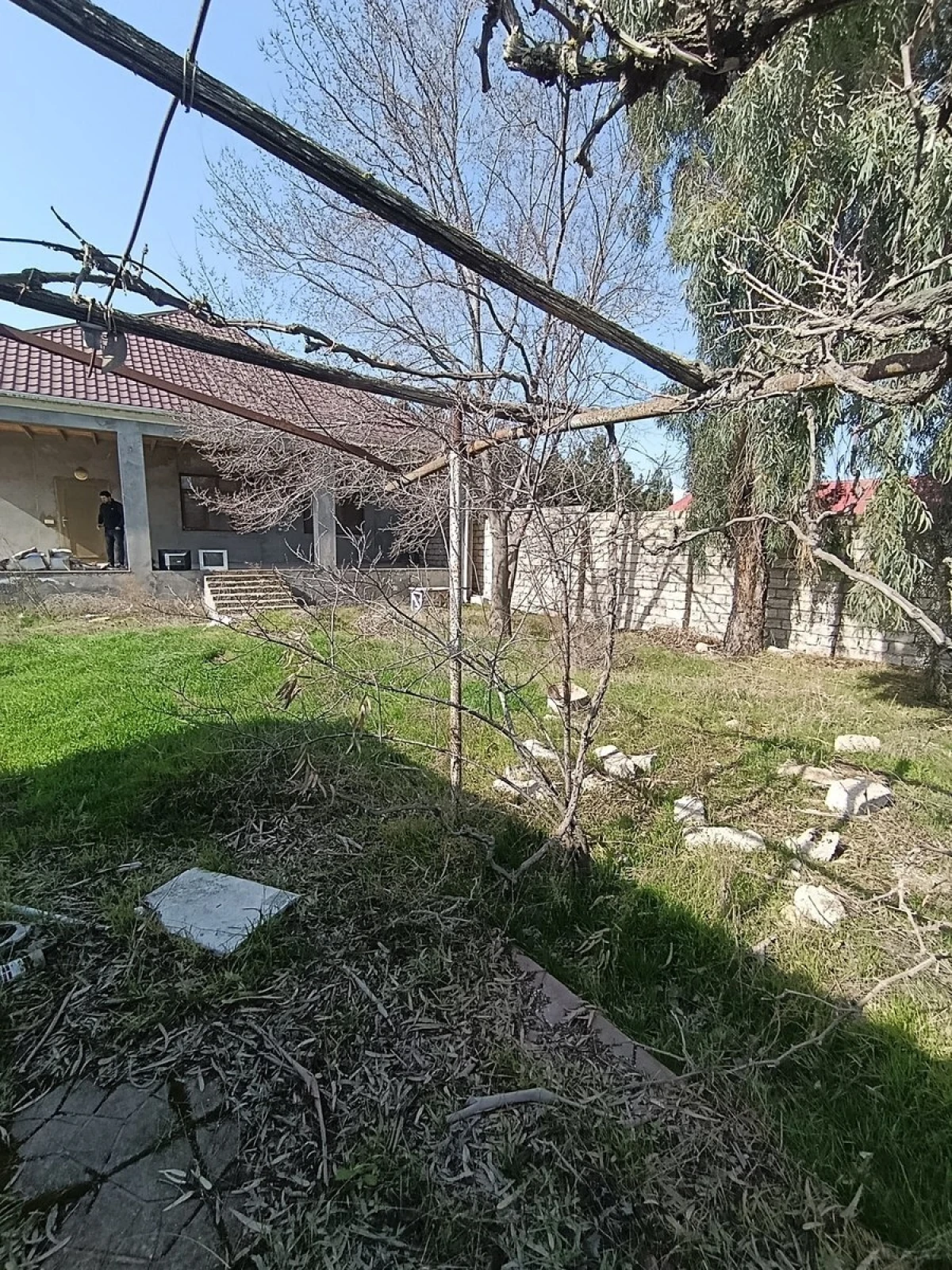 Satılır 4 otaqlı həyət evi 180 m²