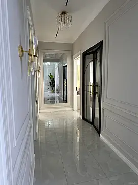 Satılır 4 otaqlı mənzil 124 m²