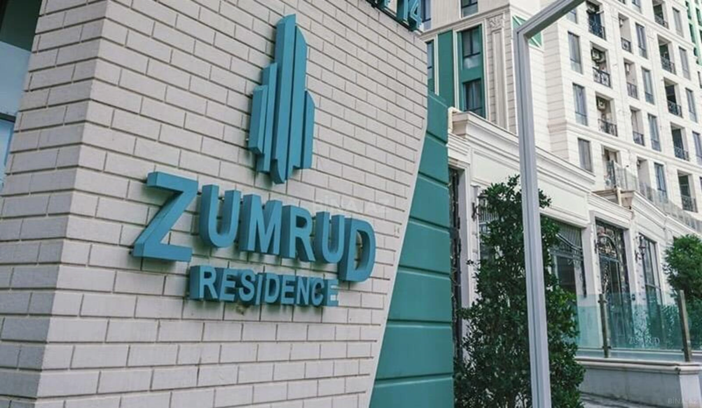 Satılır 3 otaqlı mənzil 118 m²