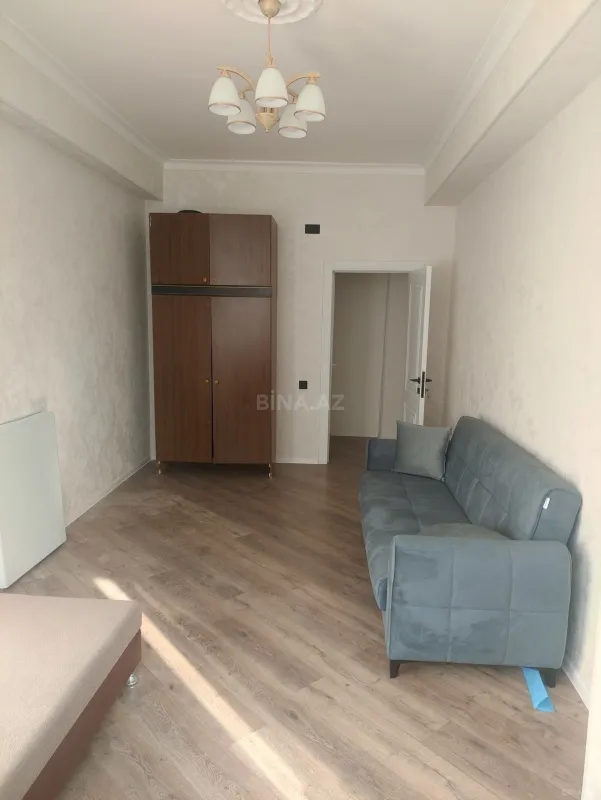Kirayə verilir 2 otaqlı mənzil 84 m²