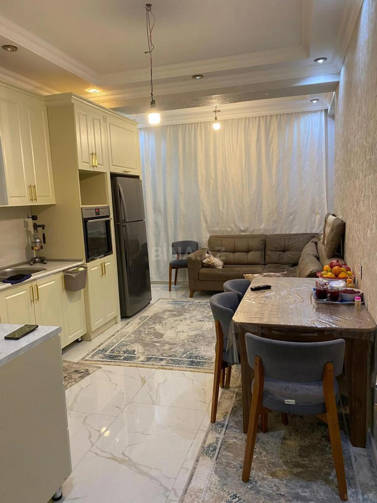 Satılır 3 otaqlı mənzil 122 m²