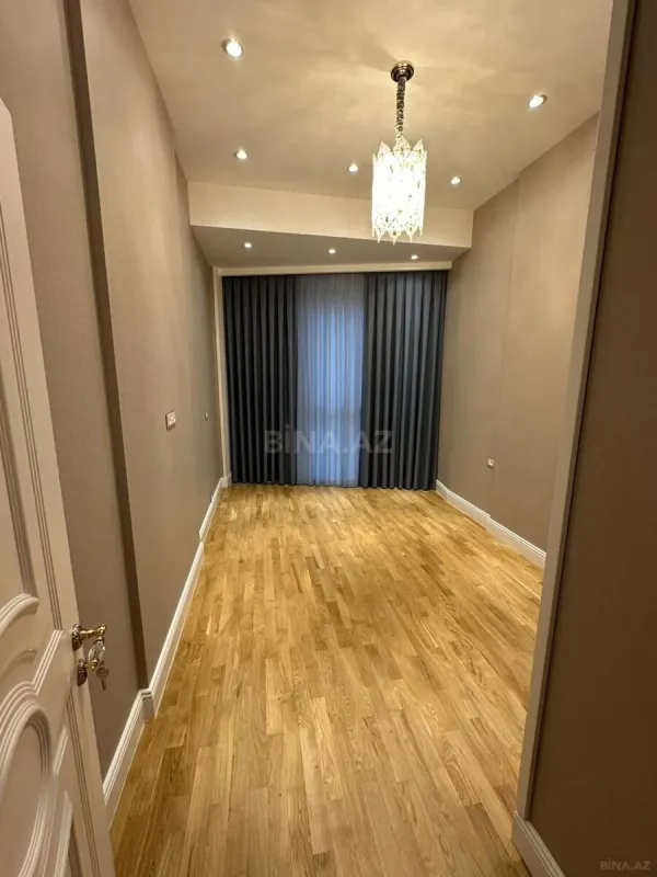 Kirayə verilir 4 otaqlı mənzil 170.2 m²