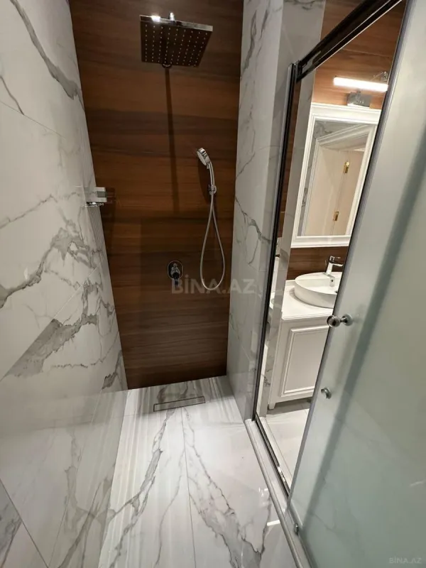 Kirayə verilir 4 otaqlı mənzil 170.2 m²