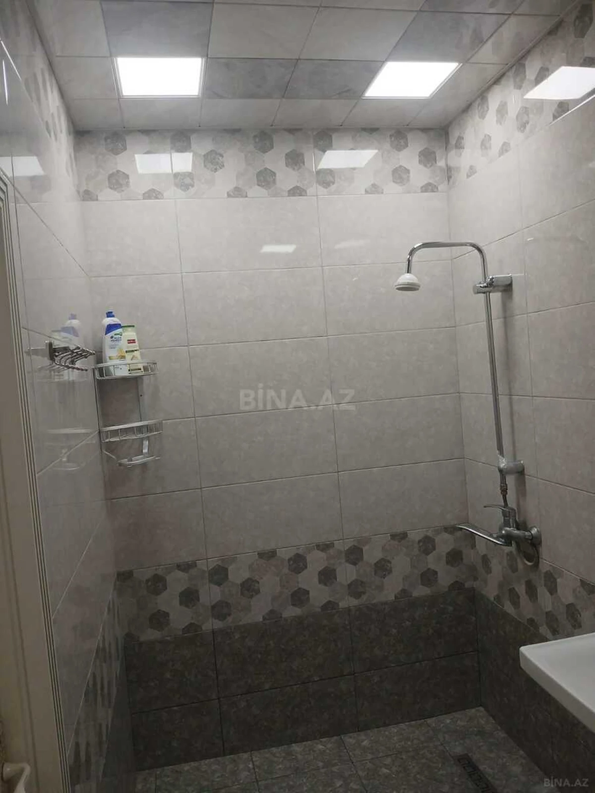 Satılır 3 otaqlı mənzil 75 m²