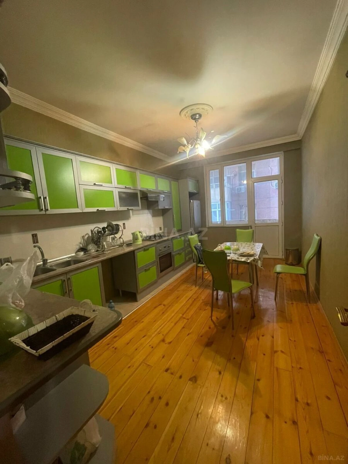 Kirayə verilir 2 otaqlı mənzil 70 m²