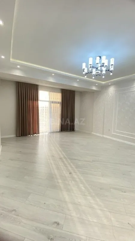 Satılır 3 otaqlı mənzil 139 m²