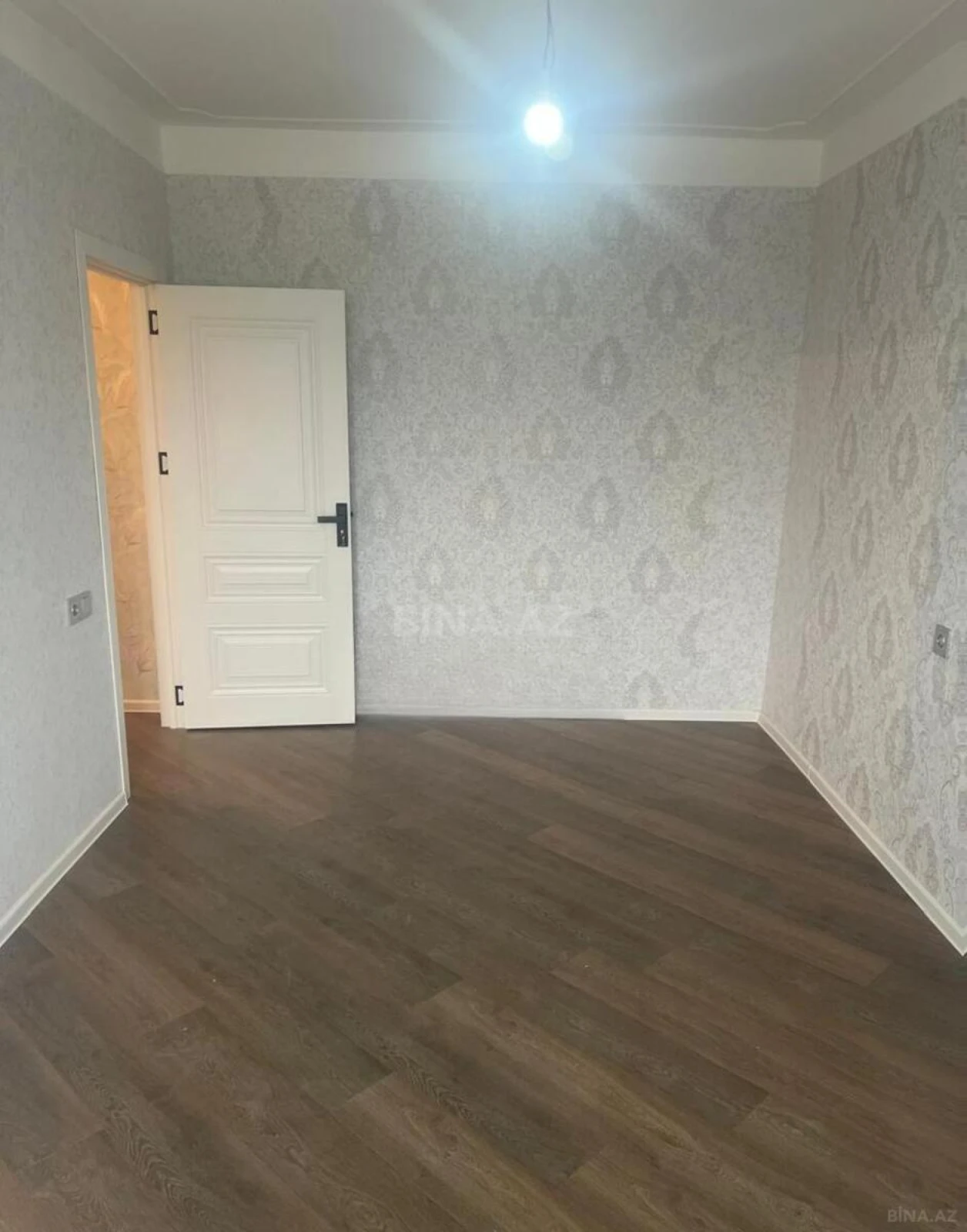 Satılır 4 otaqlı mənzil 73 m²