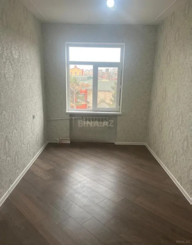 Satılır 4 otaqlı mənzil 73 m²