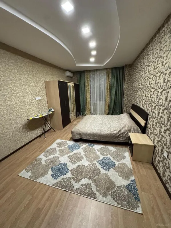 Kirayə verilir 3 otaqlı mənzil 156 m²