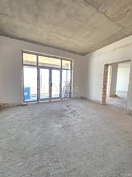 Satılır 6 otaqlı həyət evi 366 m²