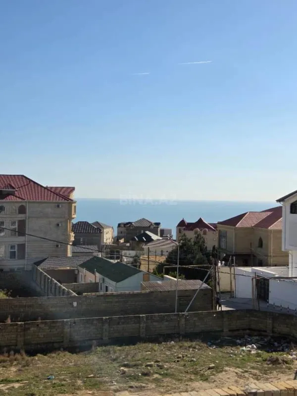 Satılır 6 otaqlı həyət evi 366 m²