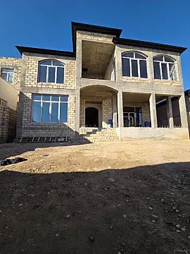 Satılır 6 otaqlı həyət evi 366 m²