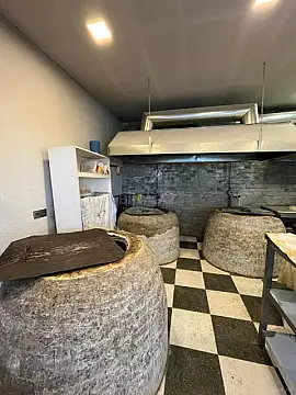 Kirayə verilir obyekt 80 m² — Bakı, Memar Əcəmi yanı 80.00 m²