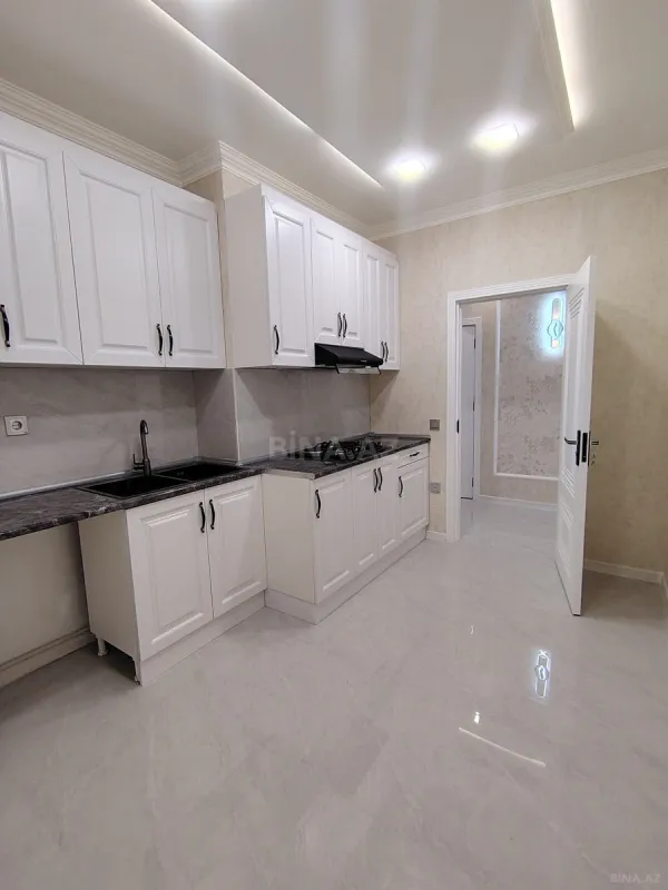 Satılır 3 otaqlı mənzil 116 m²