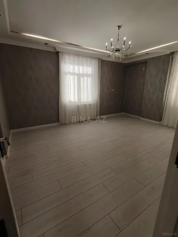 Satılır 3 otaqlı mənzil 116 m²