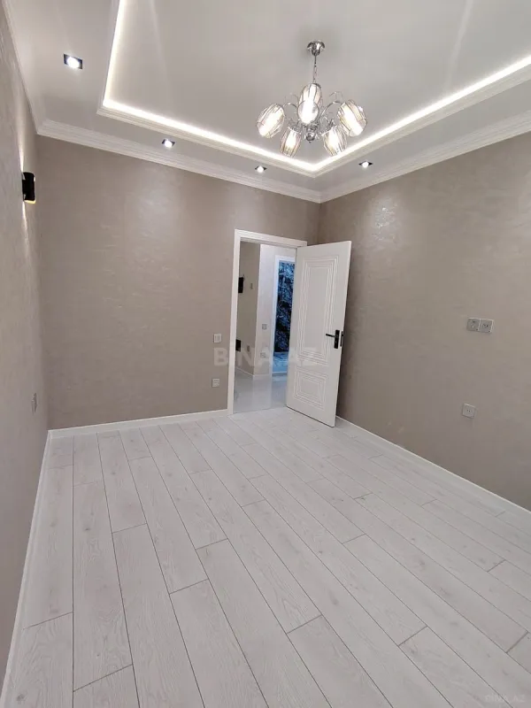 Satılır 3 otaqlı mənzil 116 m²