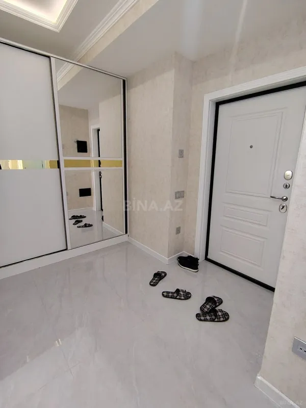 Satılır 3 otaqlı mənzil 116 m²