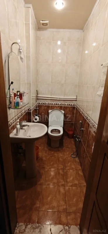 Kirayə verilir 3 otaqlı mənzil 155 m²