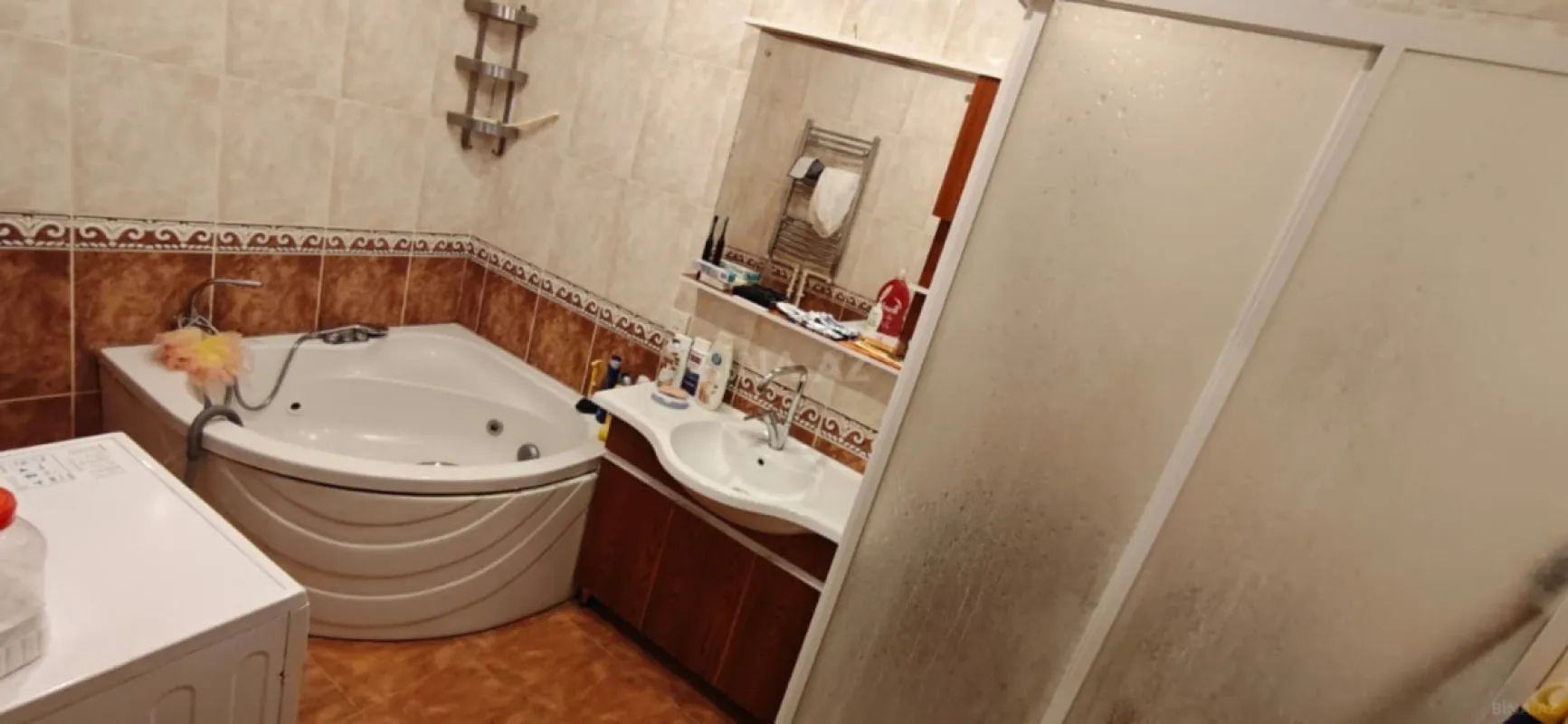 Kirayə verilir 3 otaqlı mənzil 155 m²