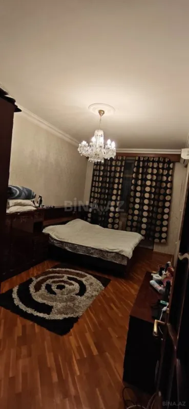 Kirayə verilir 3 otaqlı mənzil 155 m²