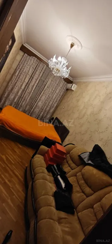 Kirayə verilir 3 otaqlı mənzil 155 m²