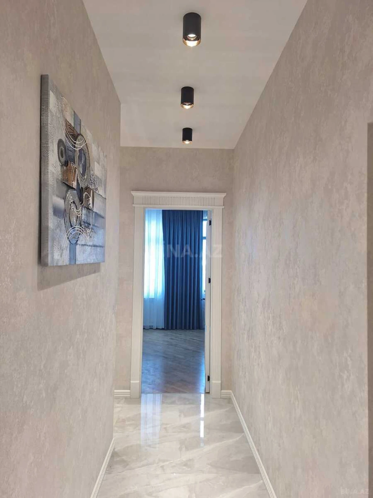 Satılır 3 otaqlı mənzil 118 m²