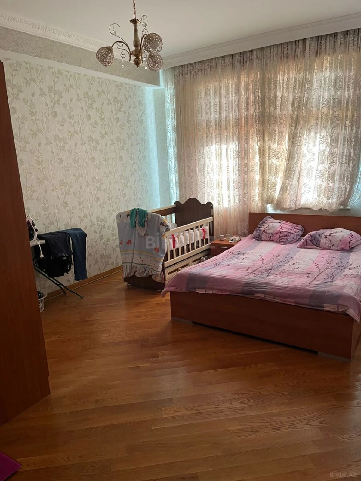 Satılır 2 otaqlı mənzil 90 m²
