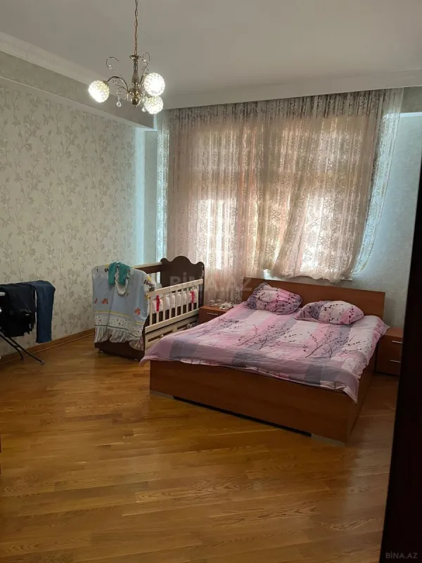 Satılır 2 otaqlı mənzil 90 m²