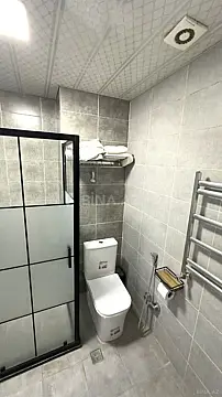 Satılır 3 otaqlı mənzil 130 m²