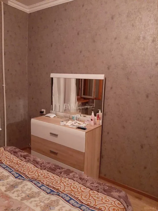 Kirayə verilir 3 otaqlı mənzil 50 m²