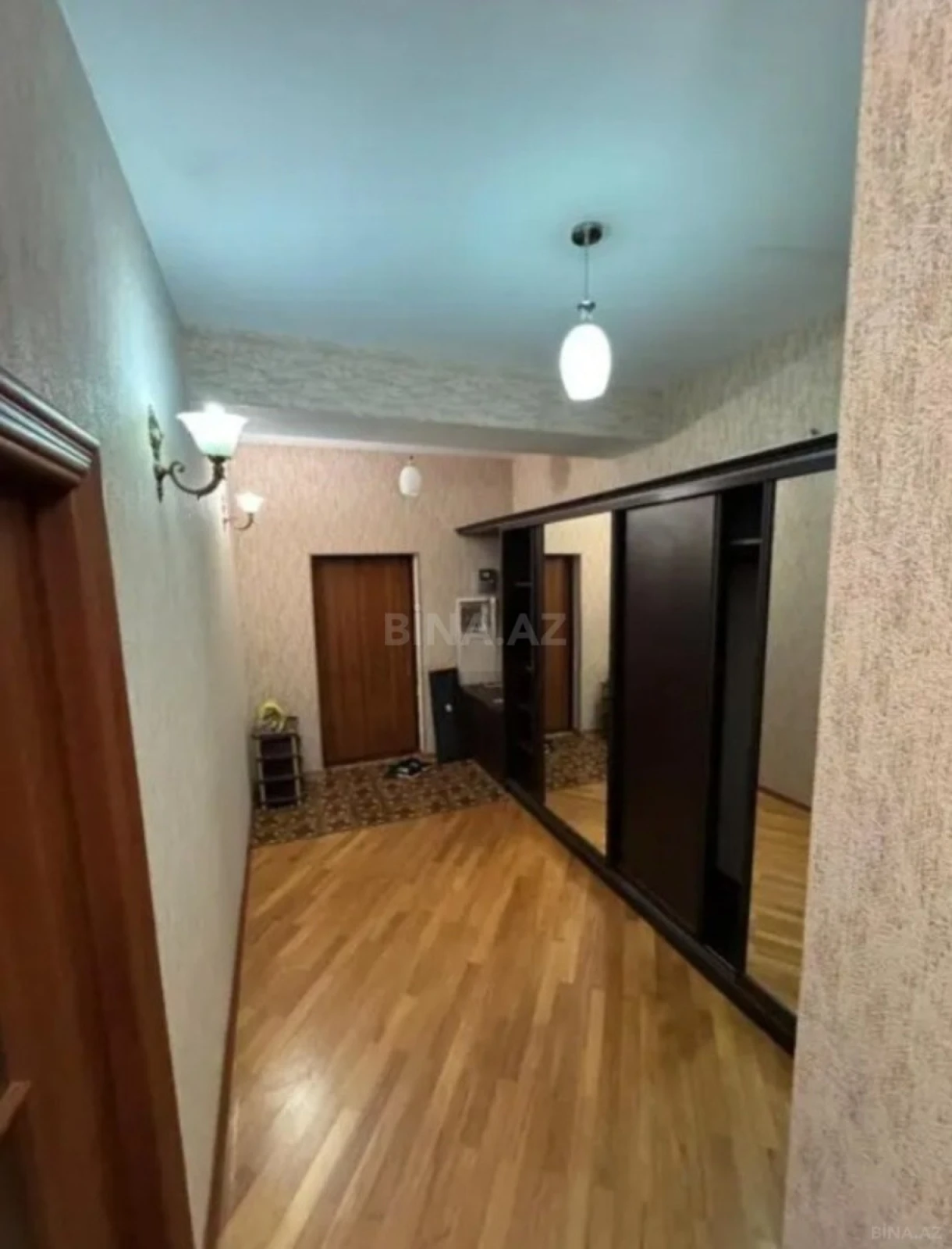 Kirayə verilir 3 otaqlı mənzil 100 m²